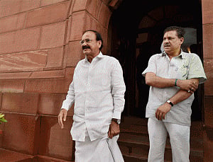 Naidu rakes up Mayawati's slogan to hit back at her