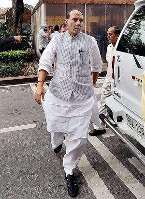 Blame game in lS  over Dalits' plight
