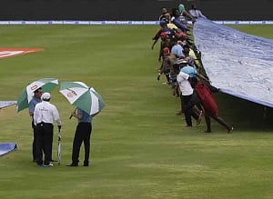 Third Test: Thunderstorms, heavy rains wash out third day's play