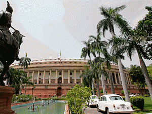 Productive monsoon session passes GST bill, Kashmir resolution