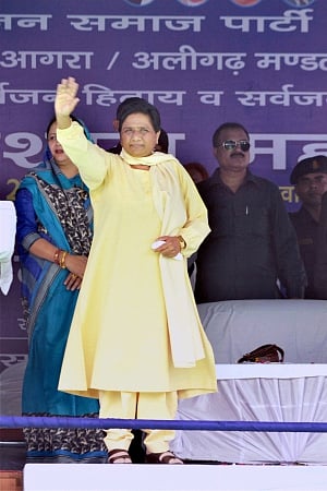 Mayawati plays Dalit card to regain ground
