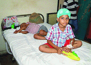 left to starve, police rescue 2 girls