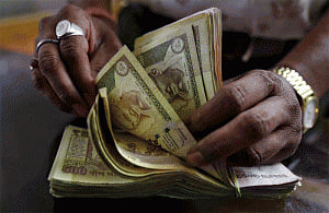 India's forex reserves increases to $367 bn