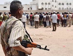 Suicide bombing kills 60 at Yemen army camp