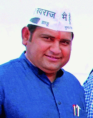 'CD' Kumar hides behind Dalit shield