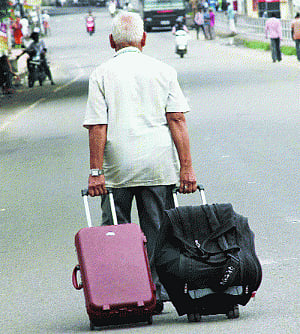 Strike total, disrupts normal life in Kerala