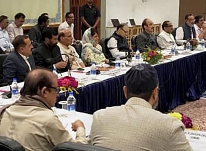 Talk to all stake holders in Jammu and Kashmir: All Party