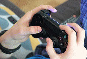 Playing video games, tennis may boost memory: study