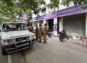 Cauvery row: Day-long bandh begins in TN