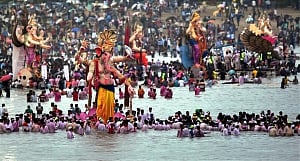 15 killed, 40 hurt during Maha Ganesh immersion