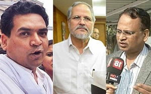 AAP Ministers, lG office in war of words after fax to Sisodia