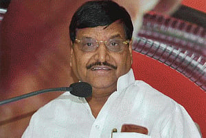 Yadav family feud ends, Shivpal's portfolios restored