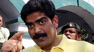 SC notice to Shahabuddin, lalu's son in scribe murder