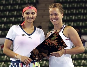 Sania-Strycova clinch Pan Pacific women's doubles title