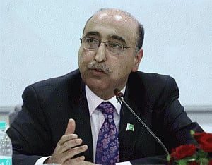 Uri Attack: India confronts Pak envoy with proof, issues 2nd demarche