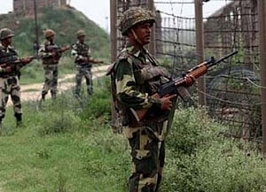 Pak violates ceasefire again
