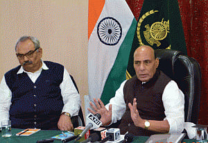 India to seal border with Pakistan by Dec, 2018: Rajnath