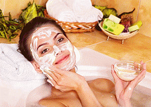 Pamper your skin with toxin free homemade face packs