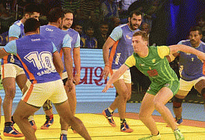 India roar back to beat Australia in Kabaddi World Cup