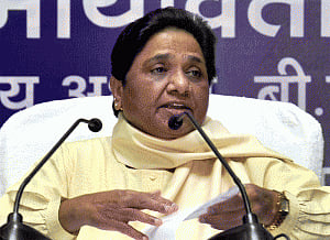 Muslims should not waste votes on SP, Cong: Mayawati