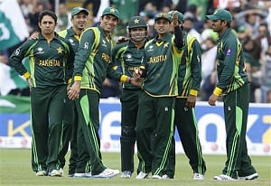 Pakistan pink-hot favourites in day-night Test