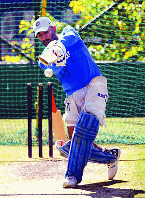 Using Kohli's brain more now: Dhoni