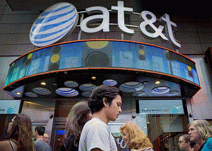 'AT&T, Time Warner close to merger deal'