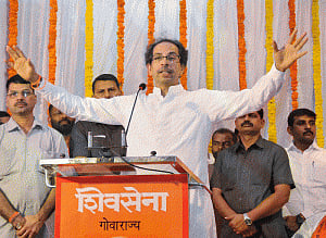 Uddhav pokes fun at meet mediated by CM on film controversy