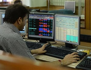 Sensex makes a positive beginning, recoups 88 points