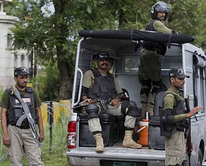 Gunmen try to enter Pak school, open fire