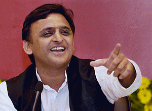 Akhilesh ready for any 'test', cautions SP against 'damage'