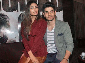 Athiya 'important part' of Sooraj Pancholi's life