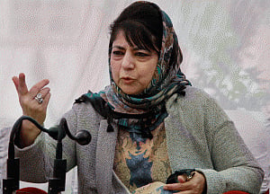 Dialogue, not 'warmongering' is PDP's agenda: Mehbooba