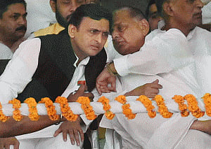 Demonetisation will not check black money: Akhilesh