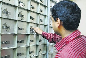 'No move to seal bank lockers, confiscate jewellery'