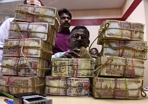 SC to hear petitions challenging demonetisation on Dec 2