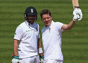 England elect to bat in third Test vs India