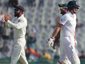 Steady Patel guides India to 60/1