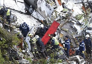 Football mourns as plane crash kills Brazilian players