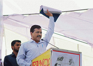 Kejriwal demands probe against Amit Shah over hidden wealth