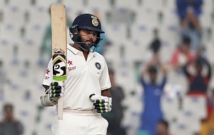 Parthiv set to play in 4th Test, injured Saha rested