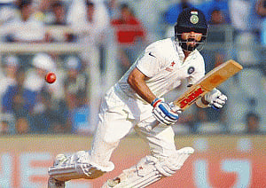 India reach 579/7, lead by 179 runs at lunch