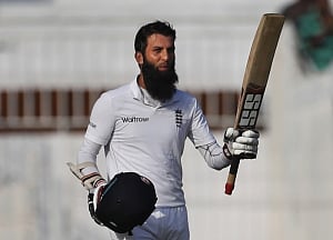 Moeen century lifts England to 284/4 on day one