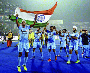 India shoot Oz out