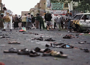 At least 40 soldiers dead in Yemen suicide blast