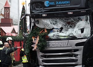 Berlin suspect was asylum-seeker from Pakistan: Official