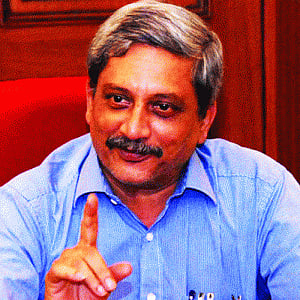 Without raksha vikas, desh vikas at risk