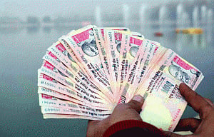 All issues take back seat after Govt's demonetisation drive
