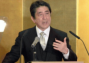Japan PM urges S.Korea to remove 'comfort woman' statue