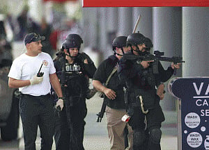 Airport gunman charged, US seeks death penalty